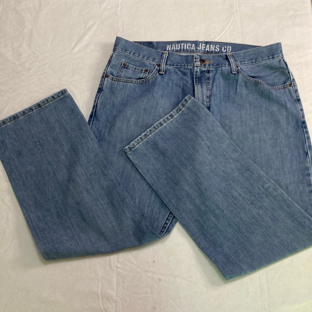 Nautica Light Wash Relaxed Fit Jeans